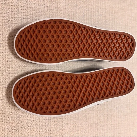 Vans Classic Women’s Blue Slip-On Shoes - NWOT - Picture 4 of 7